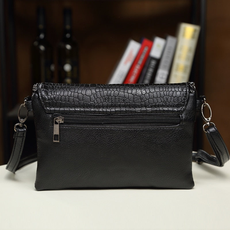 NIGEDU Casual Crossbody Messenger Bag black PU Leather